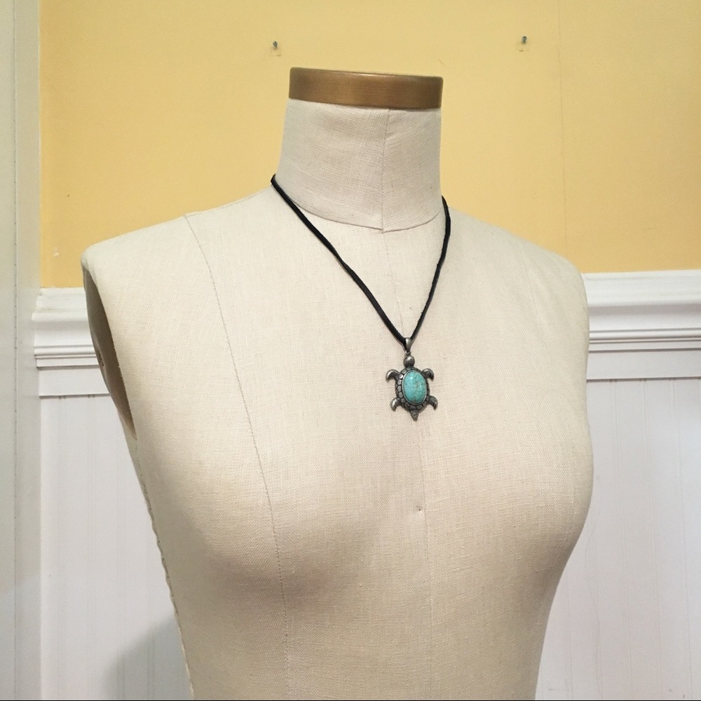 Turtle Pendant Necklace!